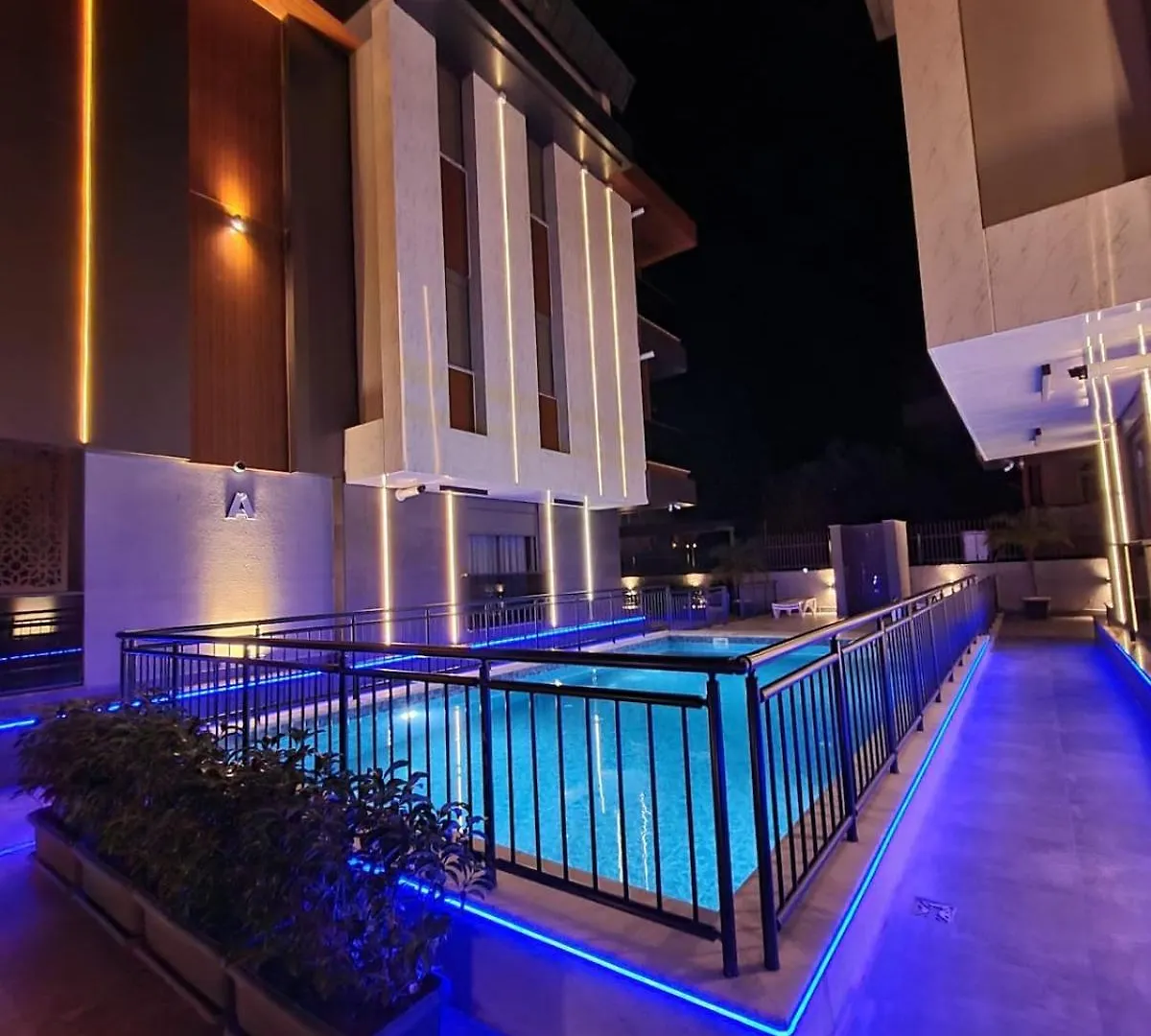 Suit Diker Port Residence 3 Antalya 0*,