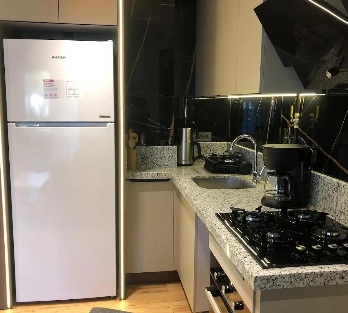 אנטליה Suit Diker Port Residence 3