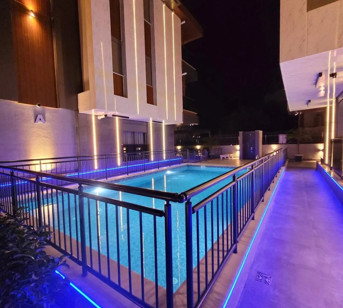 אנטליה Suit Diker Port Residence 3 דירה